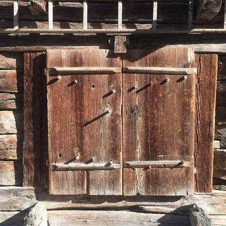 La Cabane De L'Homme Tranquille Le Tretien Esterno foto