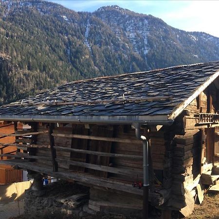 La Cabane De L'Homme Tranquille Le Tretien Esterno foto