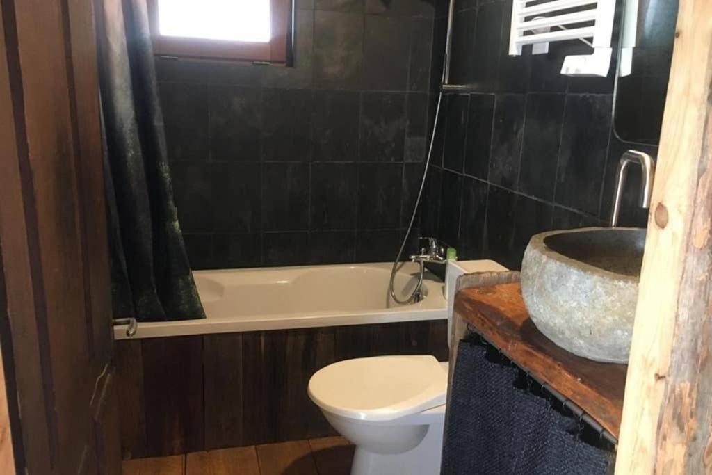 La Cabane De L'Homme Tranquille Le Tretien Esterno foto