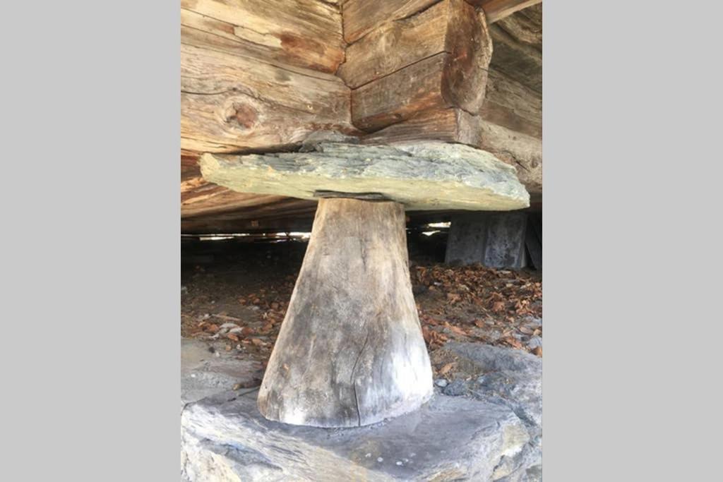 La Cabane De L'Homme Tranquille Le Tretien Esterno foto