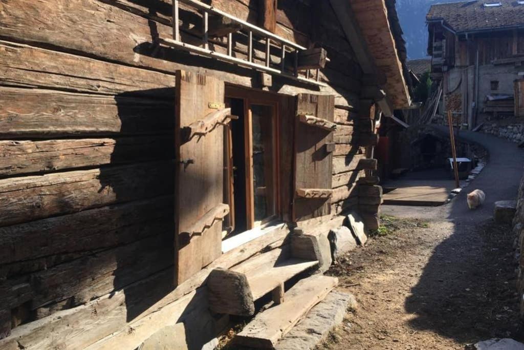 La Cabane De L'Homme Tranquille Le Tretien Esterno foto