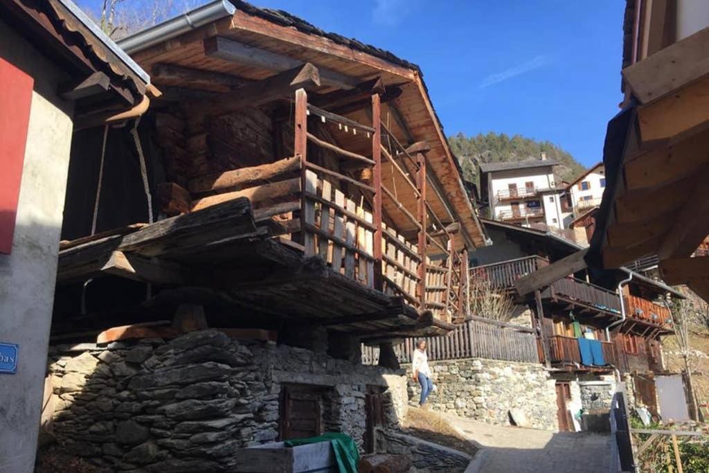 La Cabane De L'Homme Tranquille Le Tretien Esterno foto